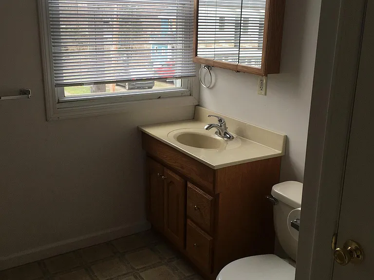 22 Van Buren St #3 — Photo 9