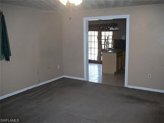 2nd image of 624 E Concordia Ave