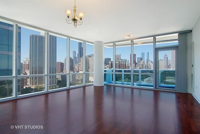 1st image of 1211 S Prairie Ave APT 1506