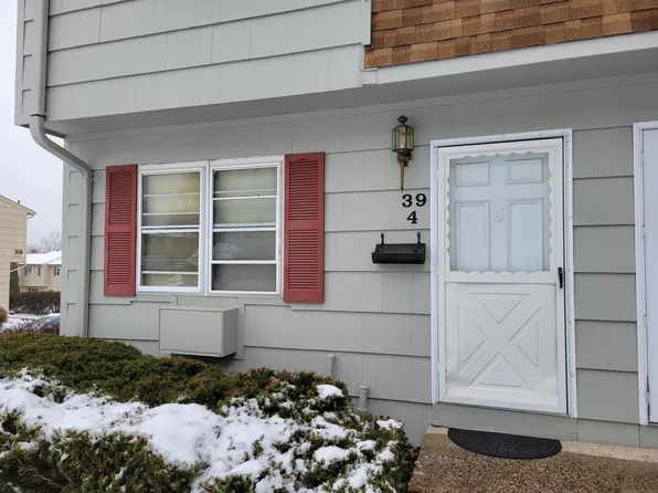 39 Ridge Road #4, Naugatuck, CT 06770