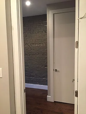 Rented by Nooklyn NYC LLC | media 101