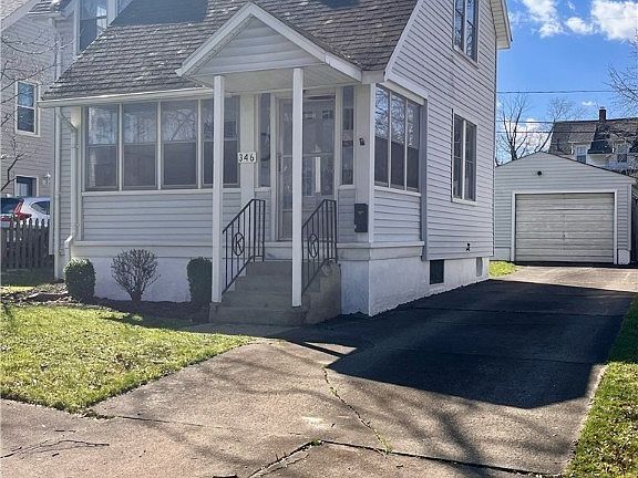 2nd image of 346 Hayes Ave
