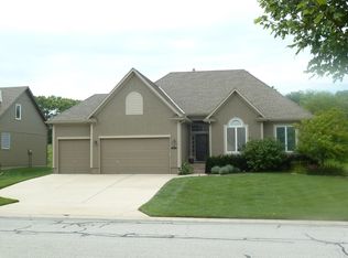 14750 S Glen Eyrie St, Olathe, KS 66061