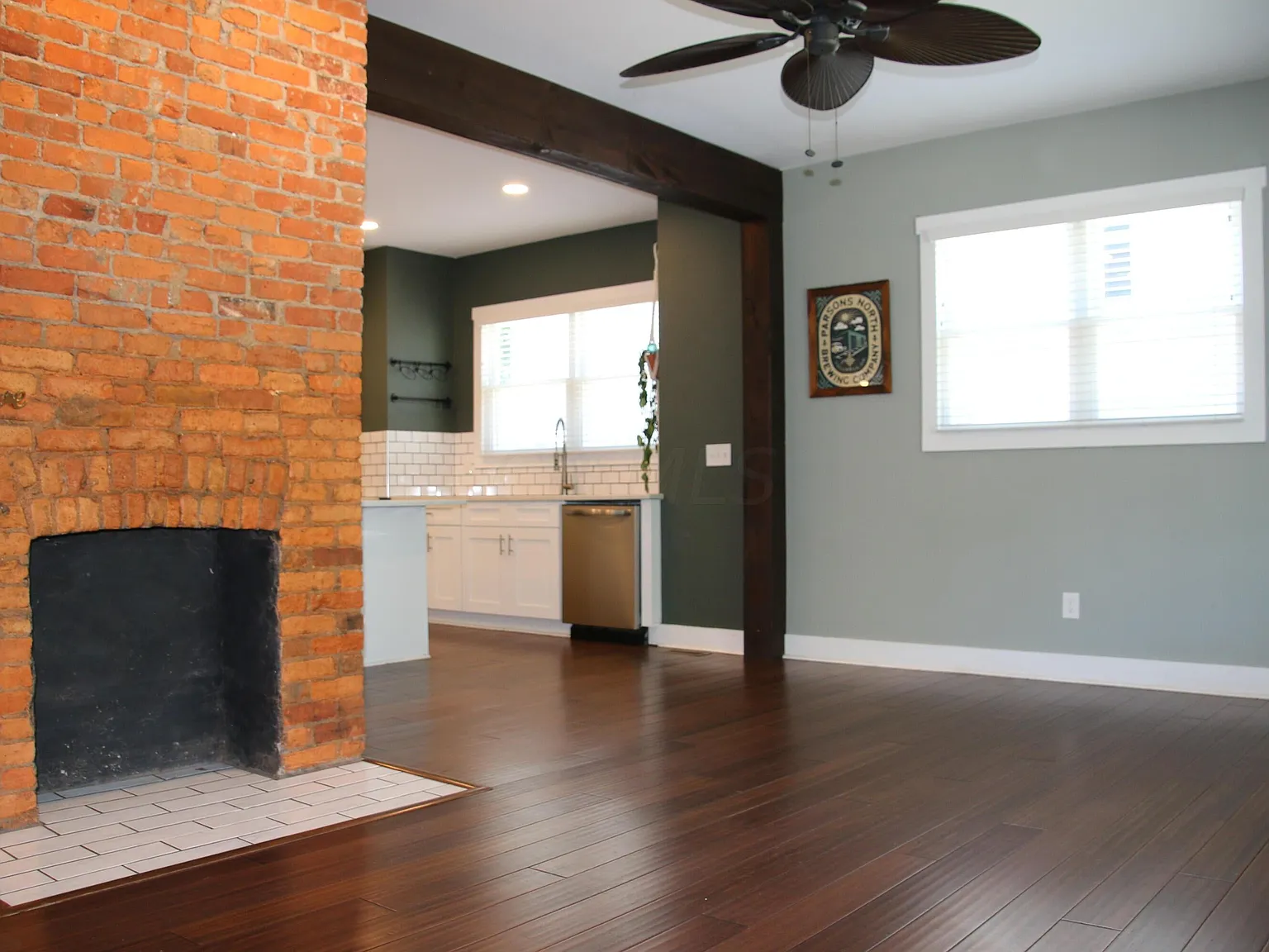 2 bed, 2.5 bath, 1279 sqft, $2,295 — Photo 4