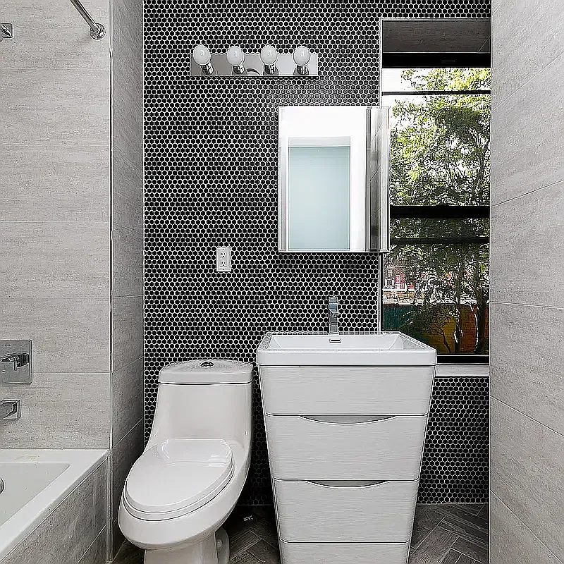 370 East 23rd Street — Photo 4