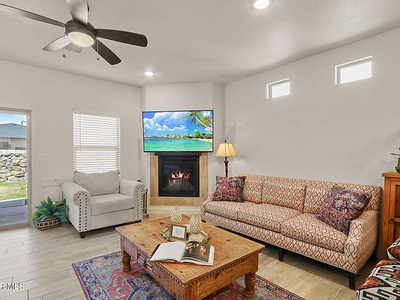 3rd image of 6425 Toivoa Pl