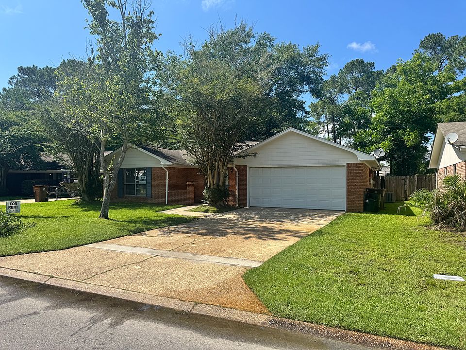 1st image of 2170 Baywood Dr