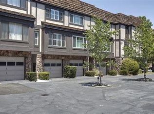 33 Park Rd APT 4, Burlingame, CA 94010