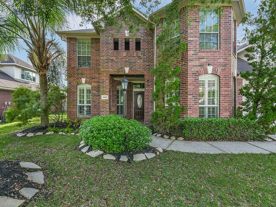 1st image of 2602 Sunny Shores Dr