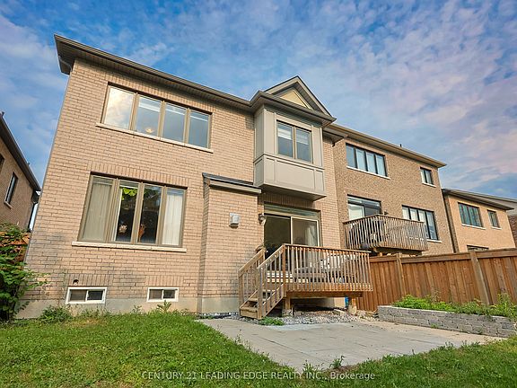 3rd image of 60 Bremner St