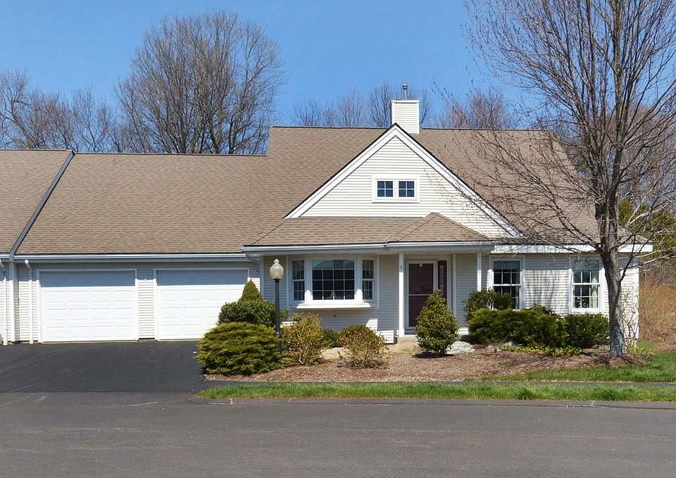 1st image of 5 Essex Way