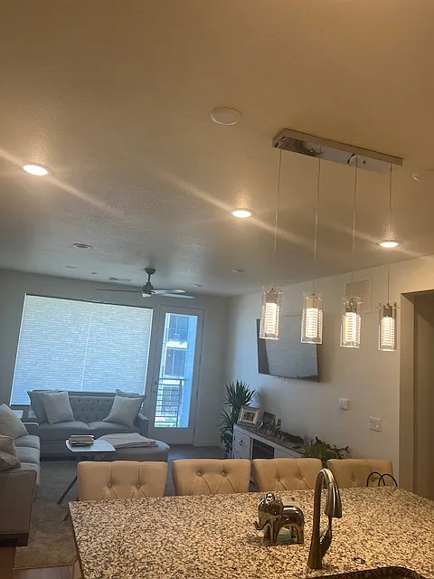3 bed, 1264 sqft, $2,600 — Photo 4
