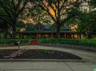 1216 S 109th St, Omaha, NE 68144