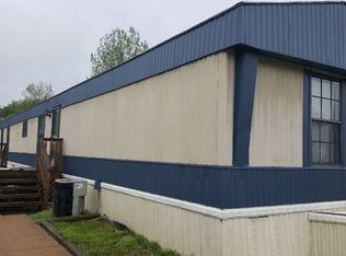 708 Chancellor Ln, Fenton, MO 63026