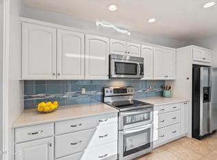 6886 E Dorado Ct, Tucson, AZ 85715