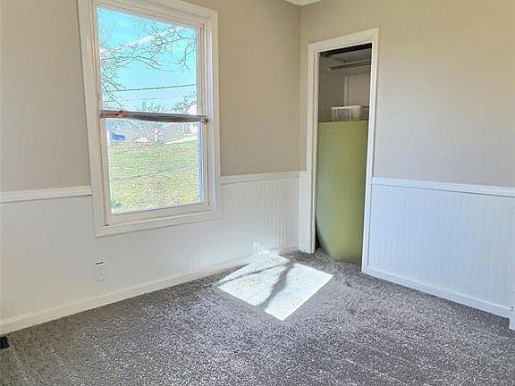 3rd image of 626 Charles St