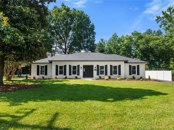 5000 Mountain View Rd, Winston Salem, NC 27104