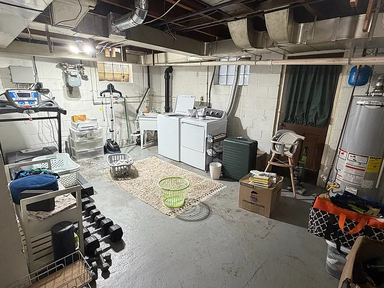 526 Bellaire Ave — Photo 31