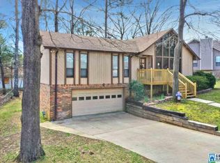 2427 Tahiti Ln, Alabaster, AL 35007