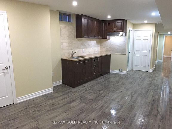 4th image of 62 Bandera Dr #Basement