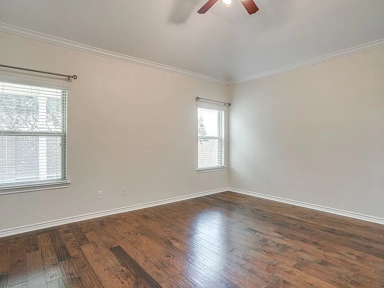 3801 Weatherstone Dr — Photo 25