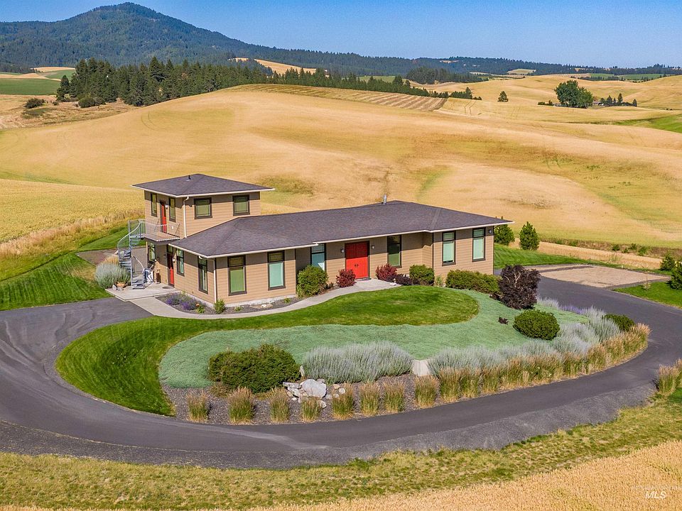 1st image of 1010 Idlers Rest Rd
