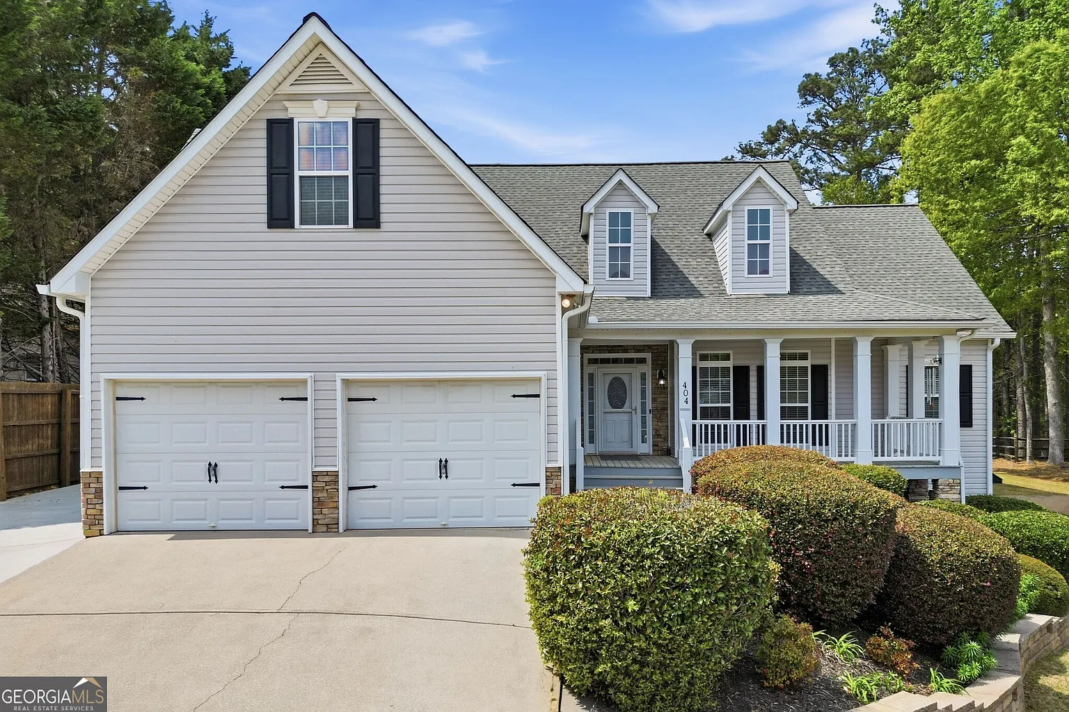 404 Vineyard Dr photo 1