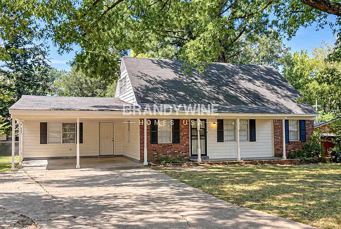 4 bed, 2.0 bath, 2006 sqft, $1,882 — Photo 2