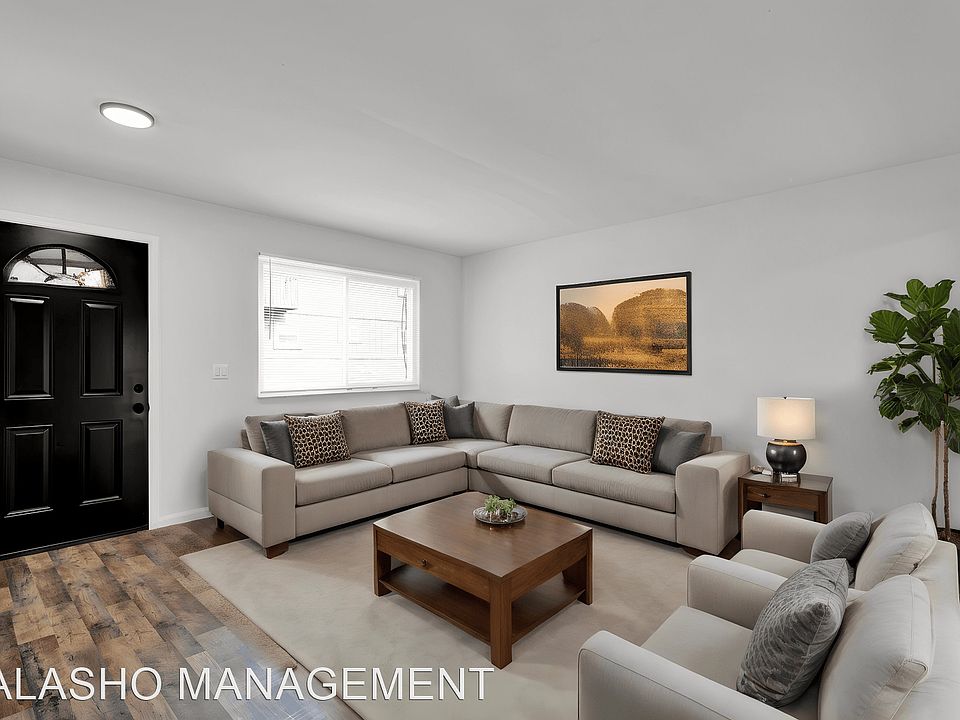 One11 Residences 315 E Nepessing St Lapeer MI Zillow