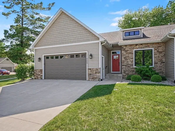 5409 Greenridge Dr, Midland, MI 48640