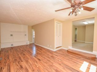 229 N Manhattan Ave, Muncie, IN 47303