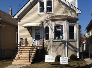 3823 W Eddy St, Chicago, IL 60618