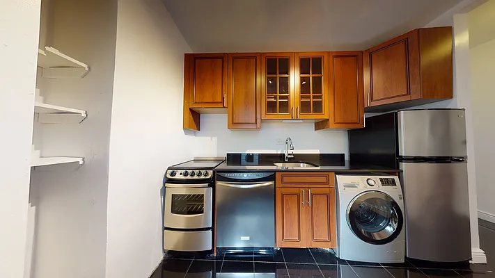 Rented by REAL New York | media 21