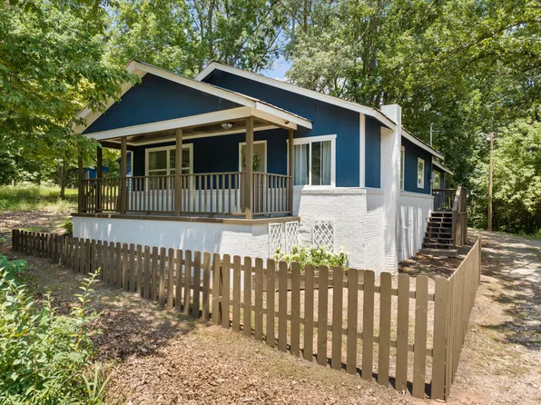 825 Highway 17, Clarkesville, GA 30523