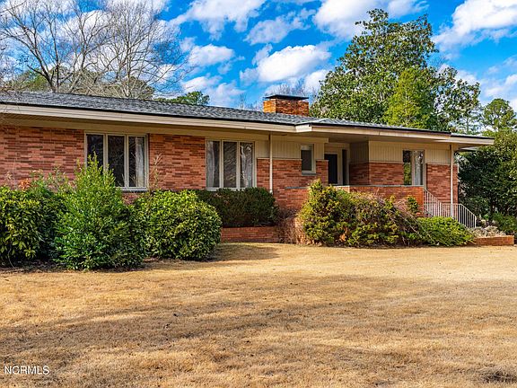 2nd image of 716 S Crescent Drive