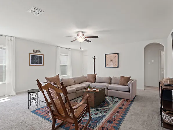 (undisclosed Address), New Braunfels, TX 78132