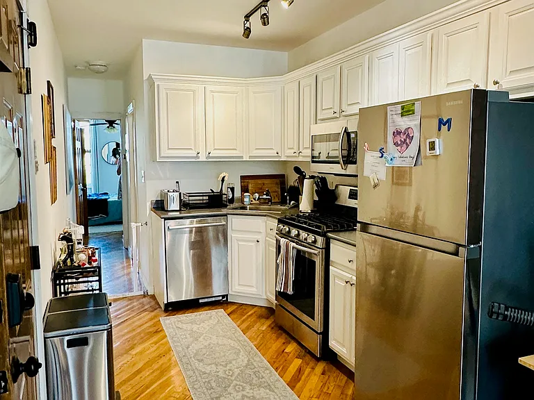 218 Jefferson St #6 — Photo 4