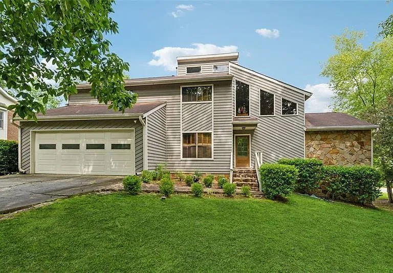 3655 Winters Hill Dr — Photo 1