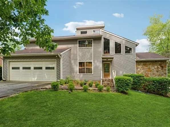 3655 Winters Hill Dr, Doraville, GA 30360