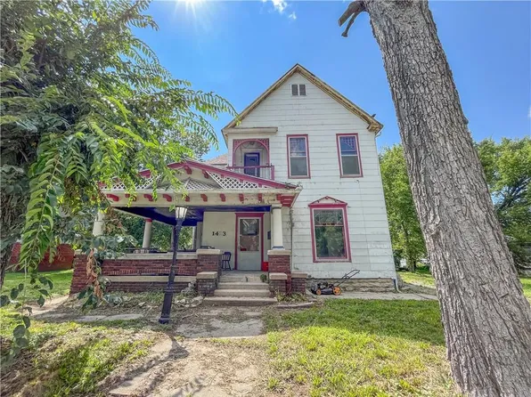 1423 Chestnut St, Trenton, MO 64683