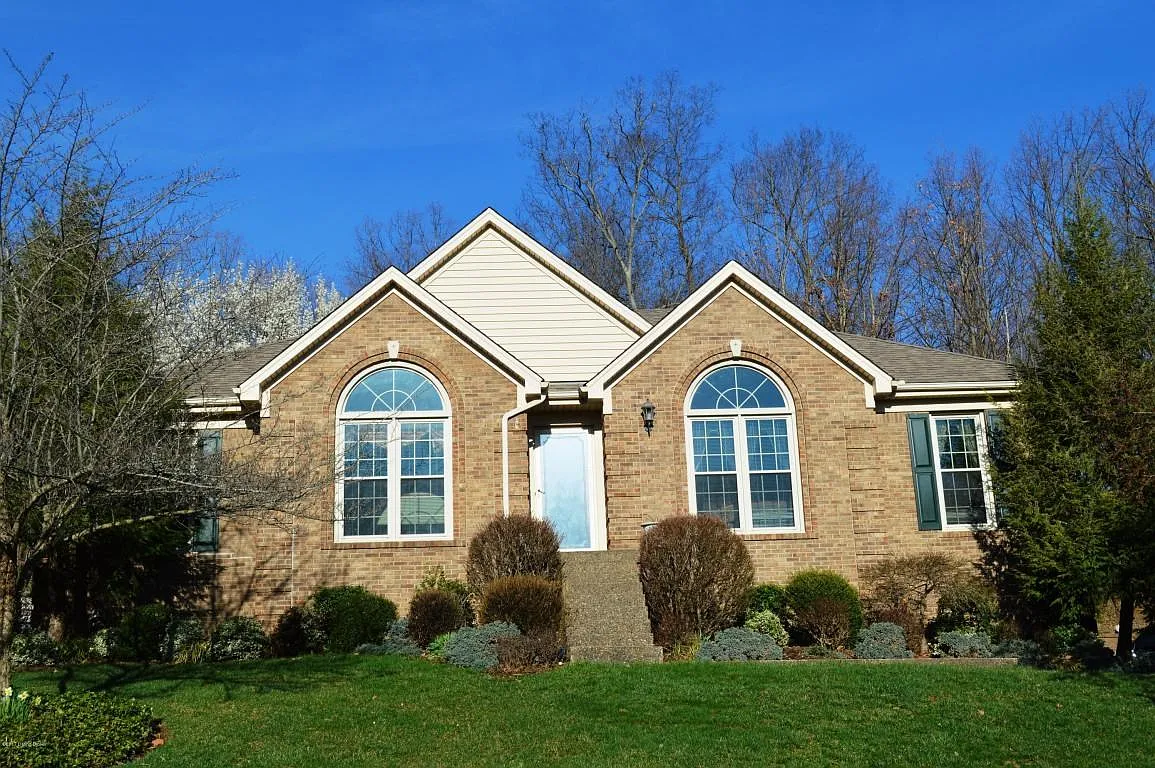 7602 Parkridge Trce photo 1
