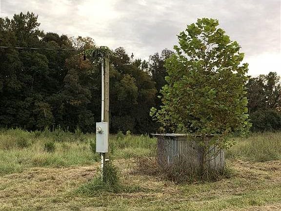 2nd image of 422 County Road 782