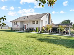 5384 Tucker Ln, Lafayette, TN 37083