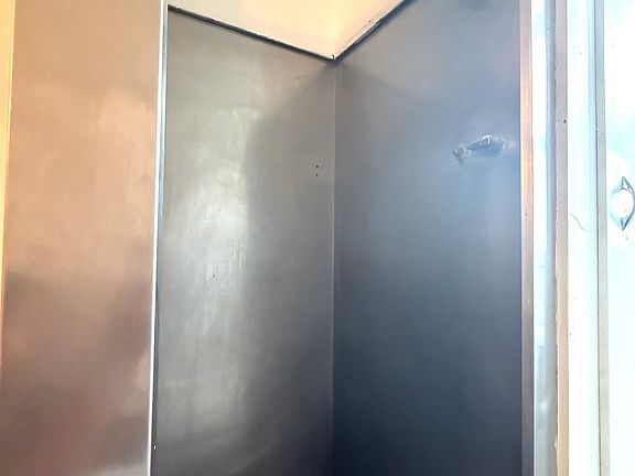 2nd image of 1304 Pennsylvania Ave APT 2C