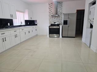 7601 SW 22nd St SIDE B, Miami, FL 33155