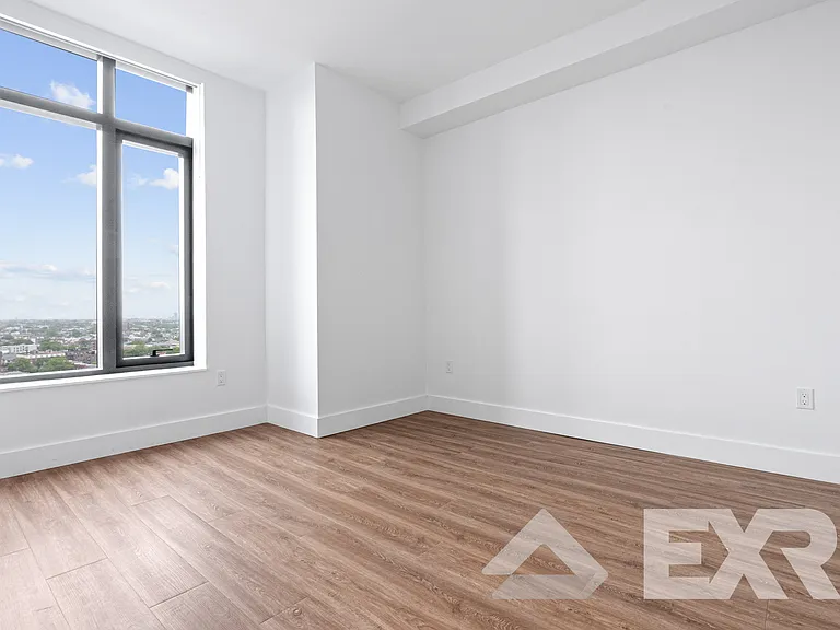 2230 Cropsey Ave #1904 — Photo 3