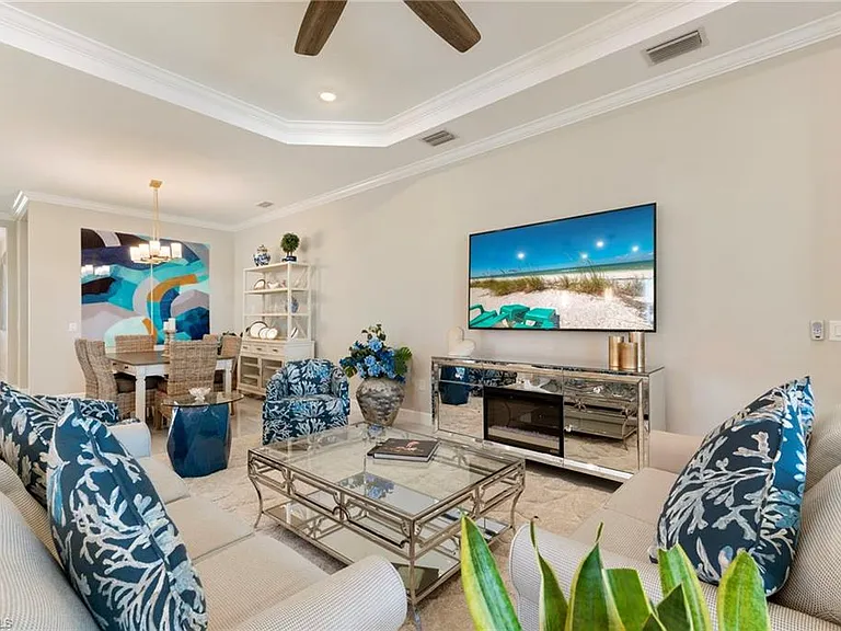 15710 Triesta Ln — Photo 10