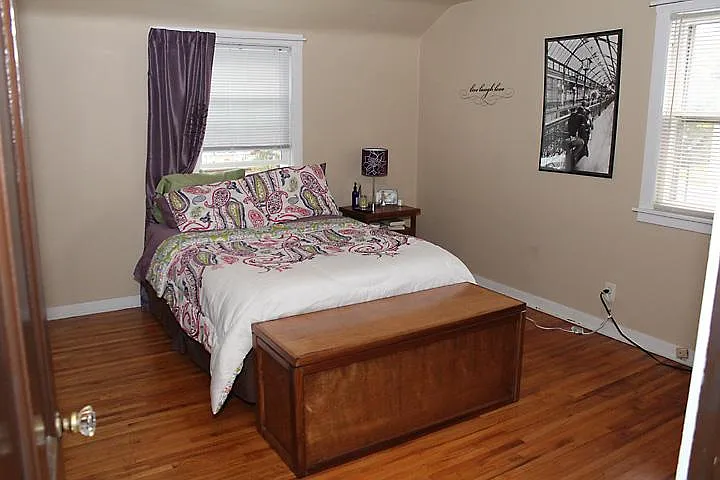 2 bed, 980 sqft, $1,325 — Photo 2