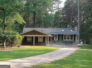 526 Riverbend Rd, Lavonia, GA 30553