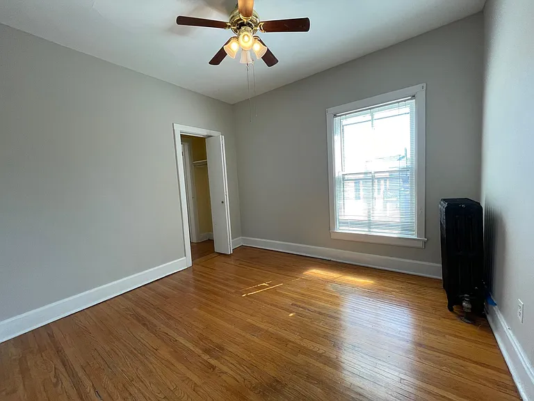 325 W Jackson St #2-S — Photo 16